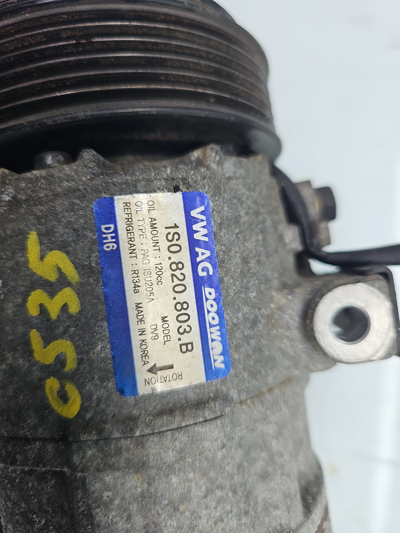 Compresor clima Volkswagen UP [Fabr 2011-2019] 1S0820803B 1.0 Benz CHYB 55KW / 75CP - imagine 5