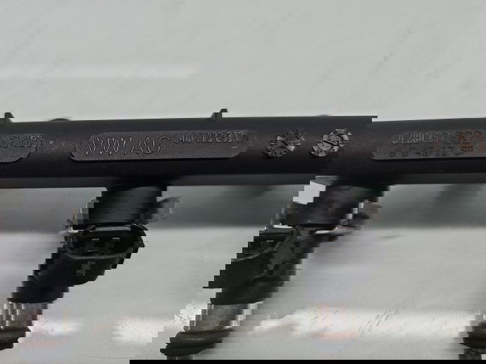 Rampa injectoare Volkswagen UP [Fabr 2011-2019] 04C133313 1.0 Benz CHYB 55KW / 75CP