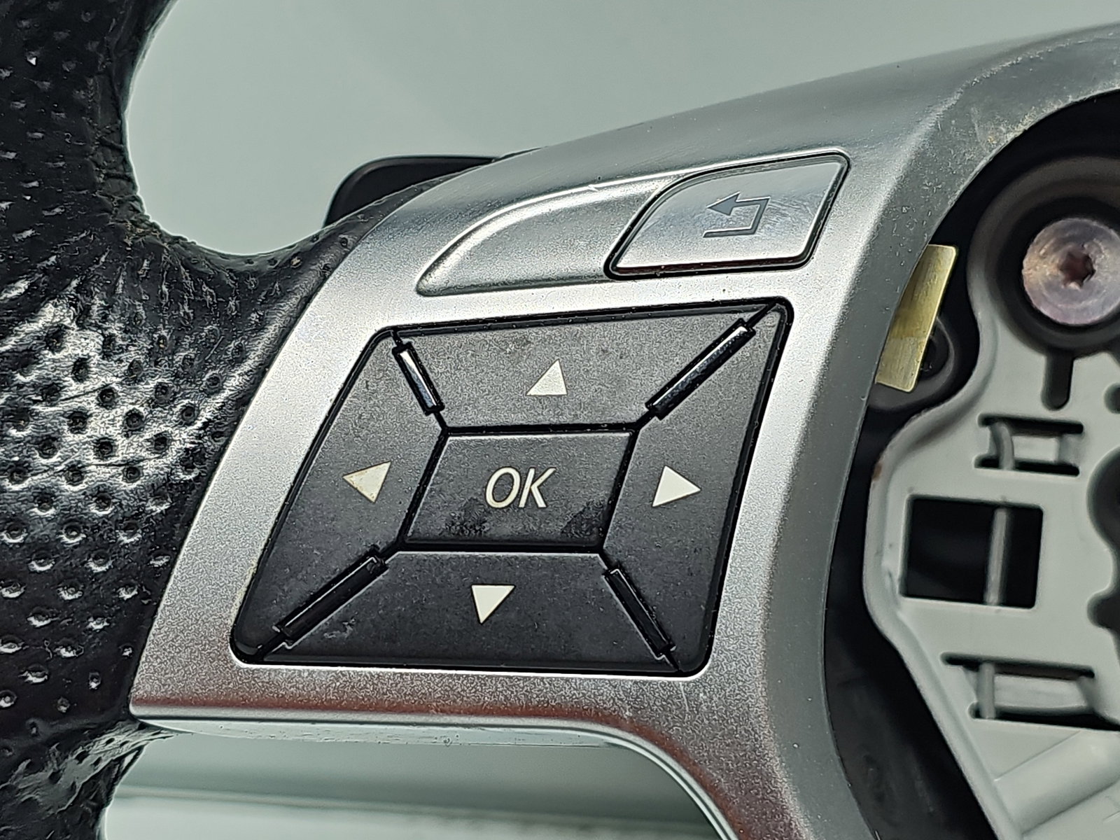 Volan Mercedes Clasa C (W204) [Fabr 2007-2014] A1724604203 - imagine 2