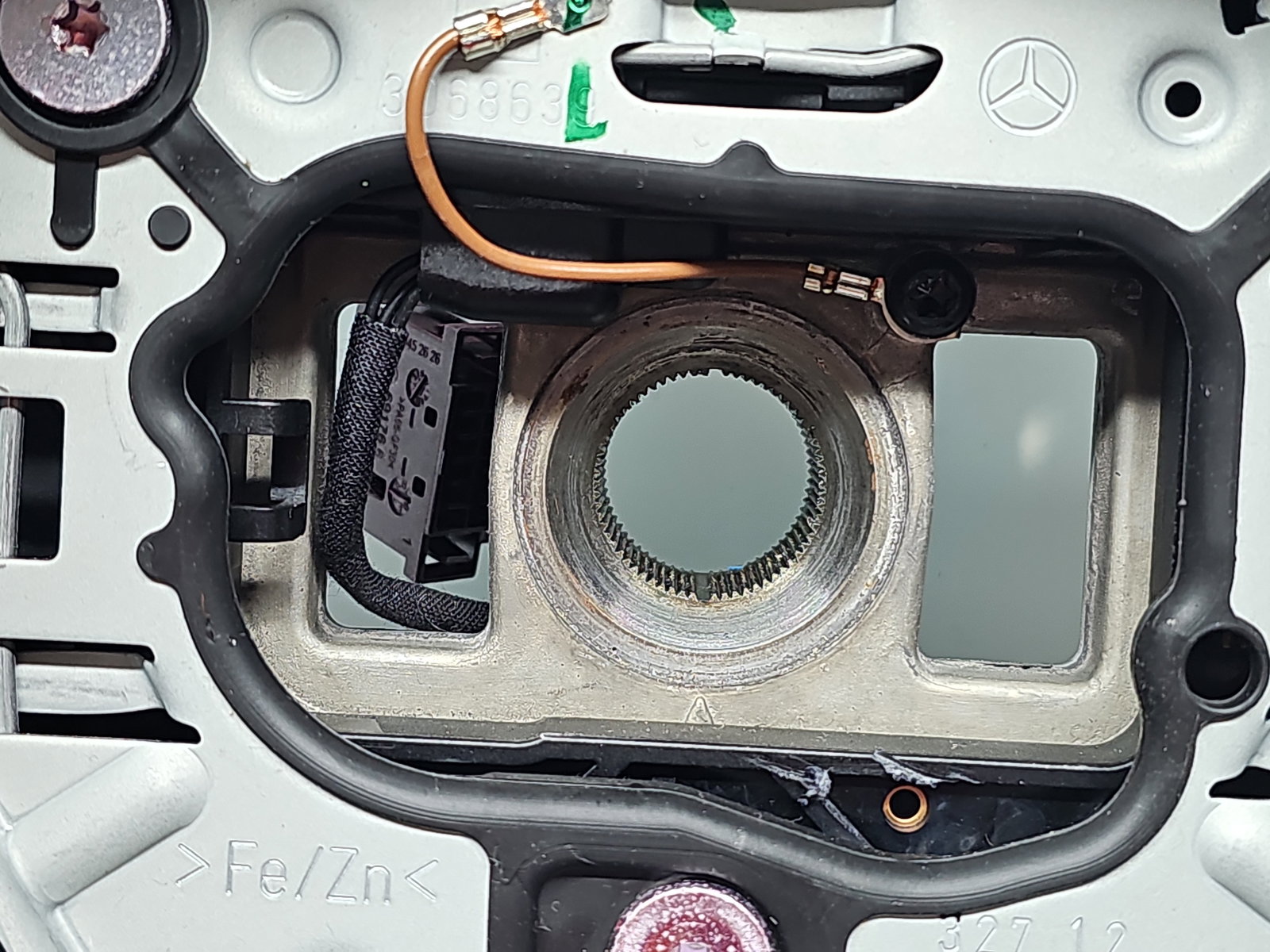 Volan Mercedes Clasa C (W204) [Fabr 2007-2014] A1724604203 - imagine 4