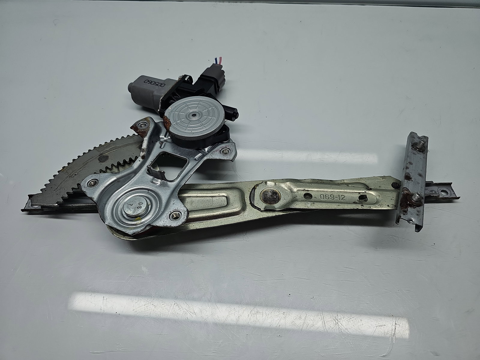 Macara electrica geam dreapta spate MITSUBISHI ASX (GA) [Fabr 2010-2020] SUV OEM - imagine 2