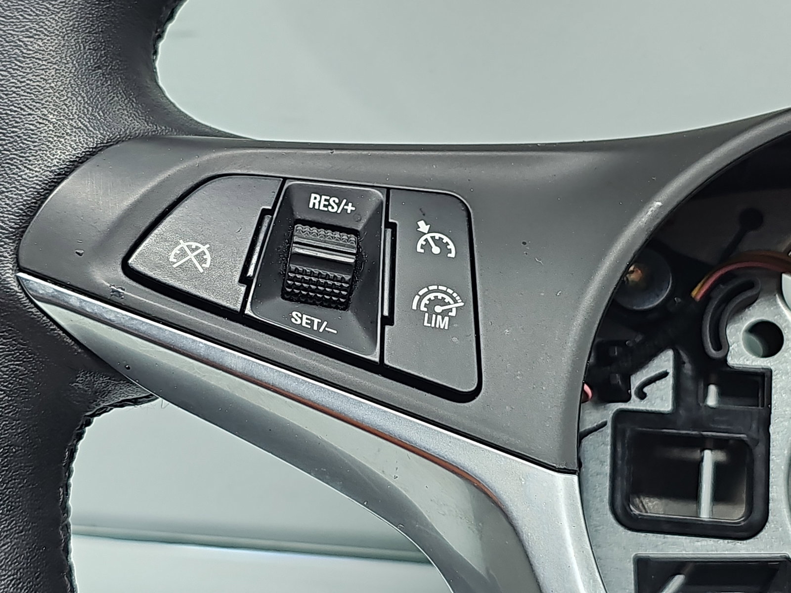 Volan Opel Adam (M13) [Fabr 2012-prezent] 39078441 - imagine 2