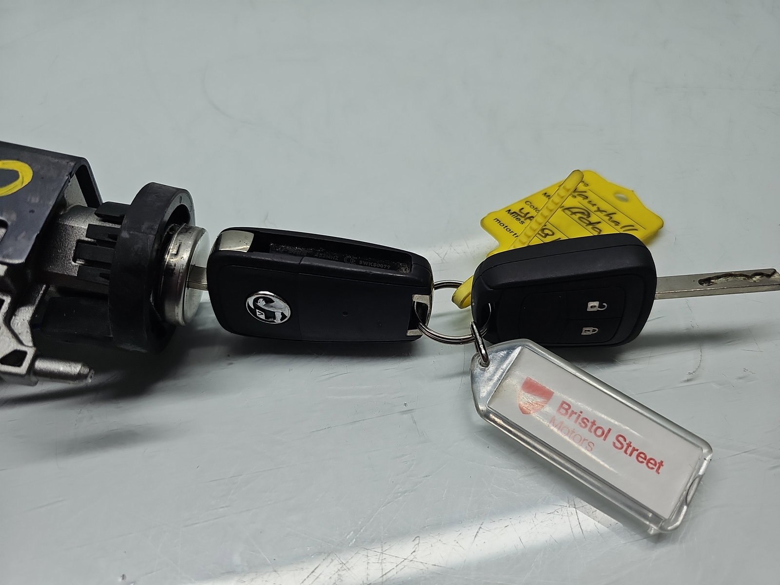 Contact cu cheie Opel Adam (M13) [Fabr 2012-prezent] 84420982 1.2 Benz D12XEL 51KW / 69CP - imagine 3