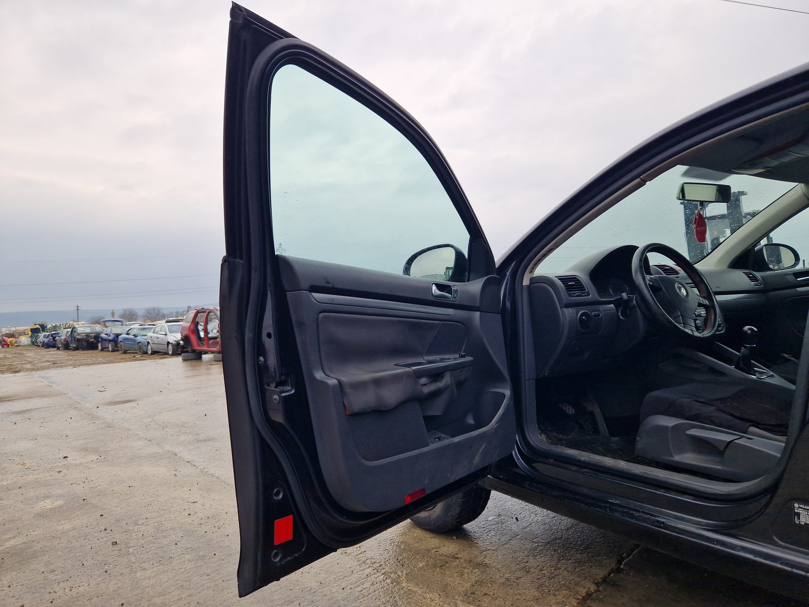 Usa stanga fata Volkswagen Jetta 3 (1K2) [Fabr 2005-2010] Berlina LC9X - imagine 2