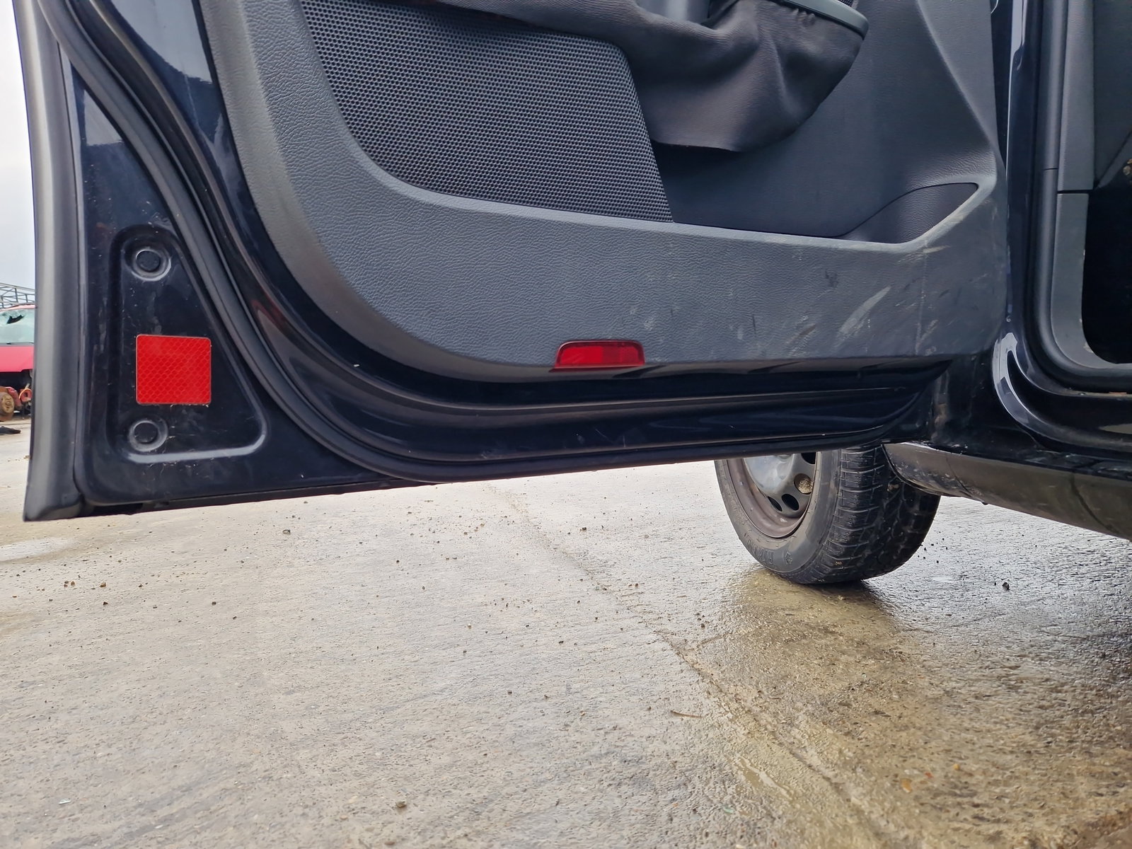 Usa stanga fata Volkswagen Jetta 3 (1K2) [Fabr 2005-2010] Berlina LC9X - imagine 3