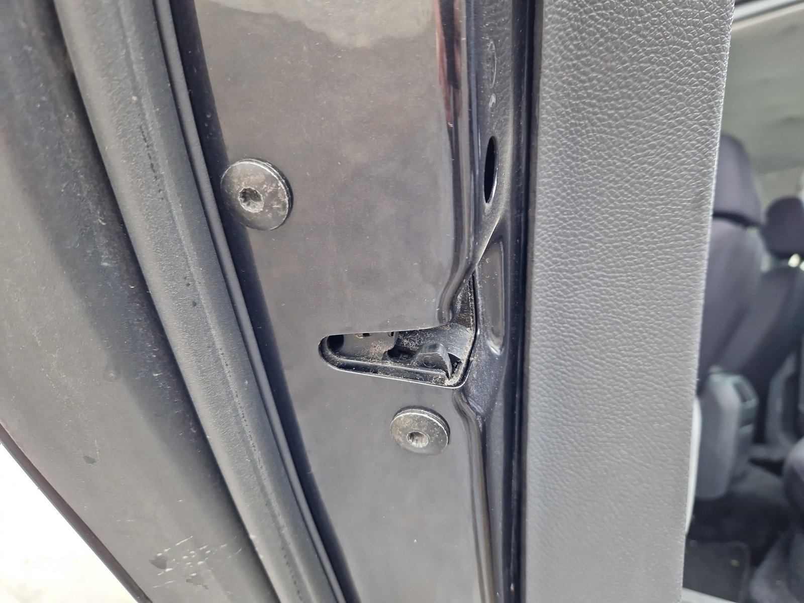 Broasca usa stanga spate Volkswagen Jetta 3 (1K2) [Fabr 2005-2010] Berlina OEM - imagine 1