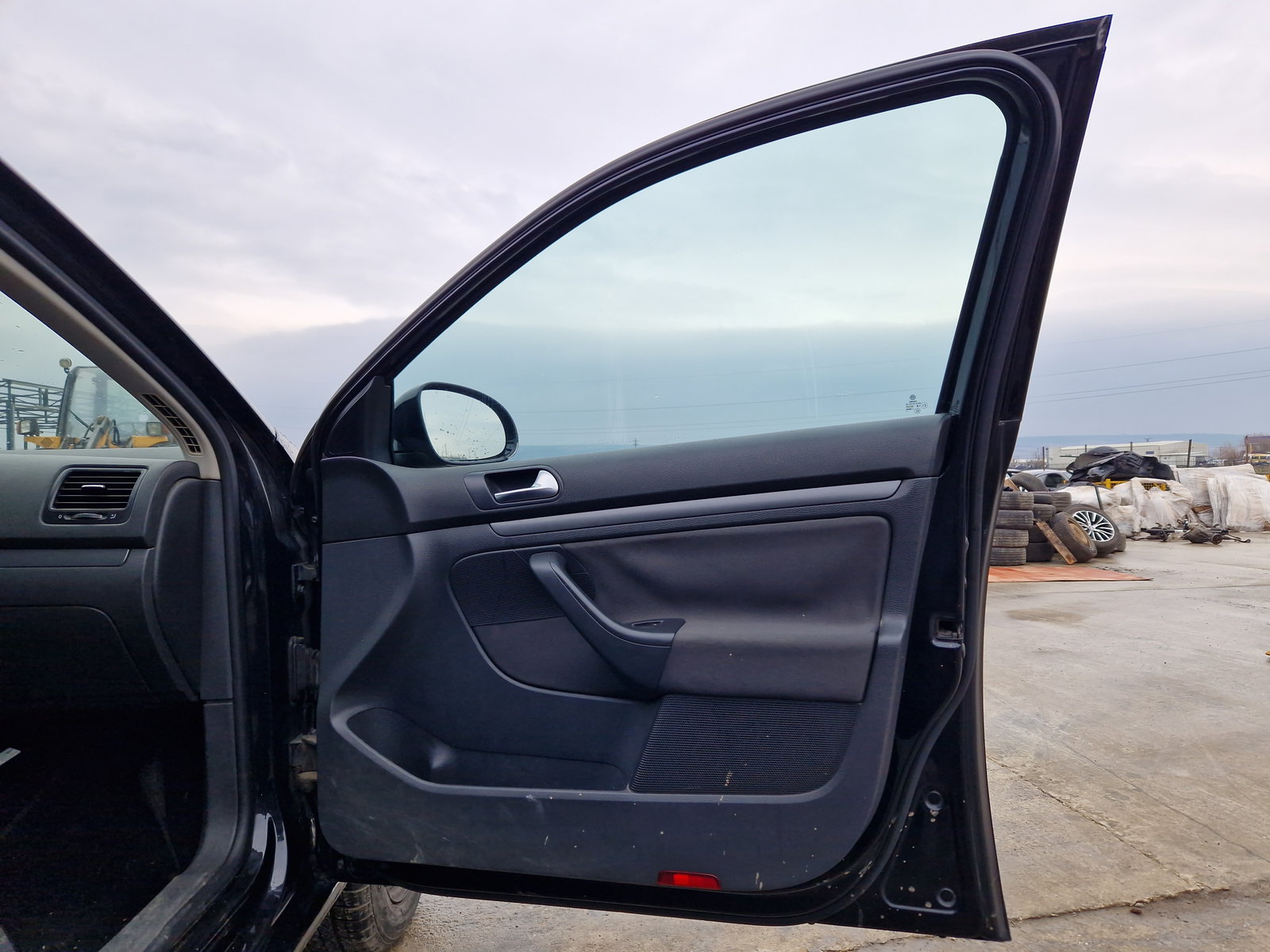 Usa dreapta fata Volkswagen Jetta 3 (1K2) [Fabr 2005-2010] Berlina LC9X - imagine 2