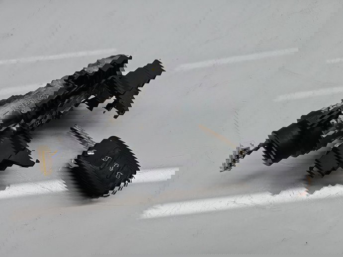 Contact cu cheie Volkswagen Golf 6 (5K1) [Fabr 2009-2013] 1K0905851B 1.6 TDI CAYC 77KW / 105CP