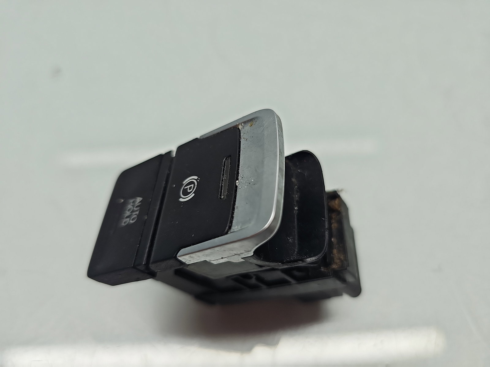 Buton frana de mana Volkswagen Golf 7 (5G) [Fabr 2014-prezent] 5G0927225B - imagine 3