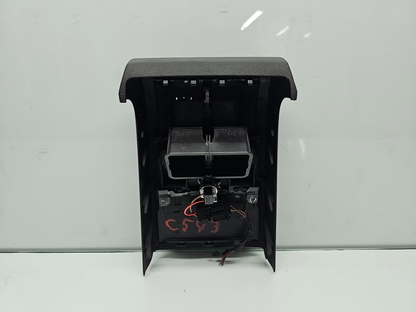 Grila aerisire spate Volkswagen Passat B7 (365) [Fabr 2010-2014] 3C0863615 - imagine 4