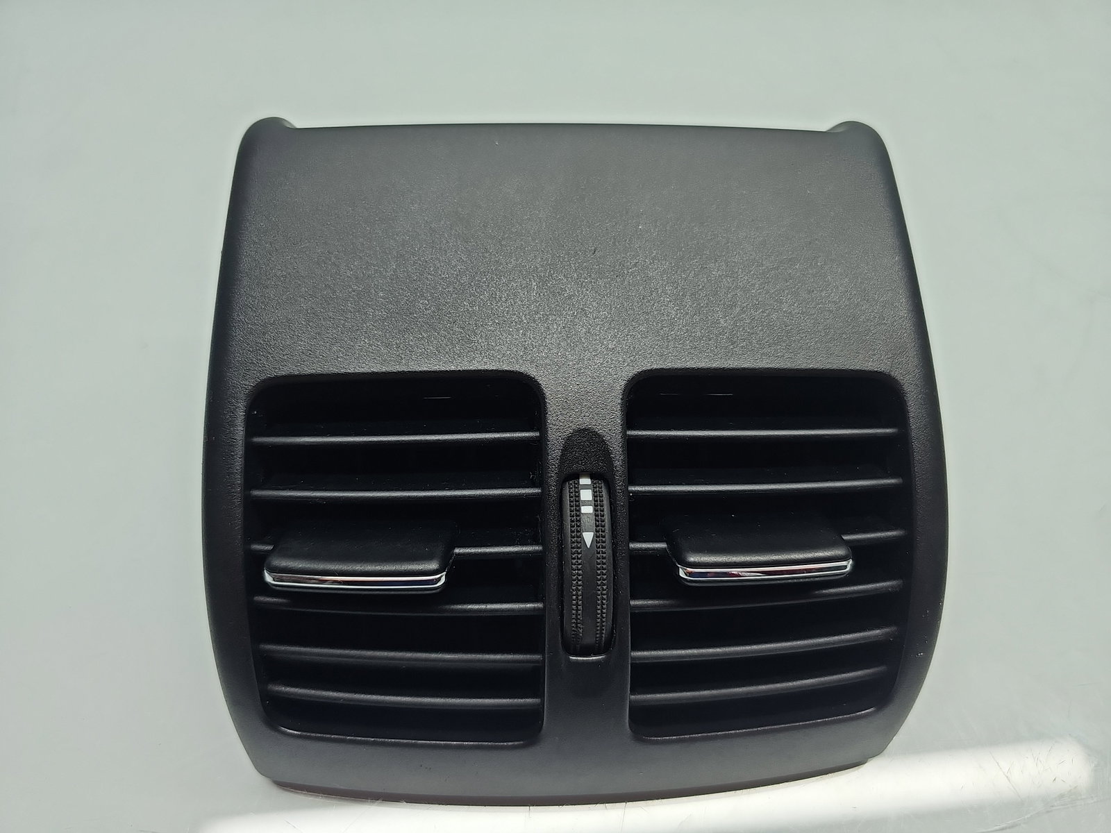 Grila aerisire spate Mercedes Clasa C (W204) [Fabr 2007-2014] A2048300954
