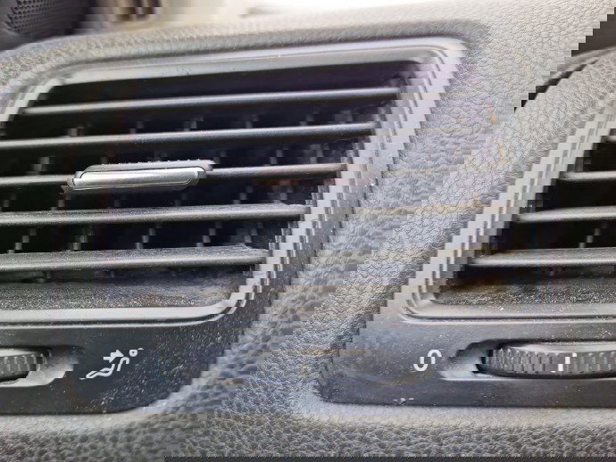 Grila aerisire stanga Volkswagen Jetta 3 (1K2) [Fabr 2005-2010] OEM