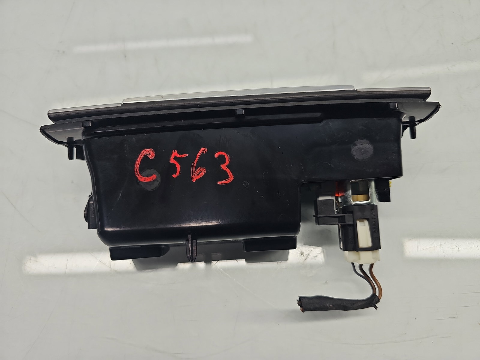 Scrumiera Volkswagen Passat CC (358) [Fabr 2012-2016] 3C0863284K - imagine 2