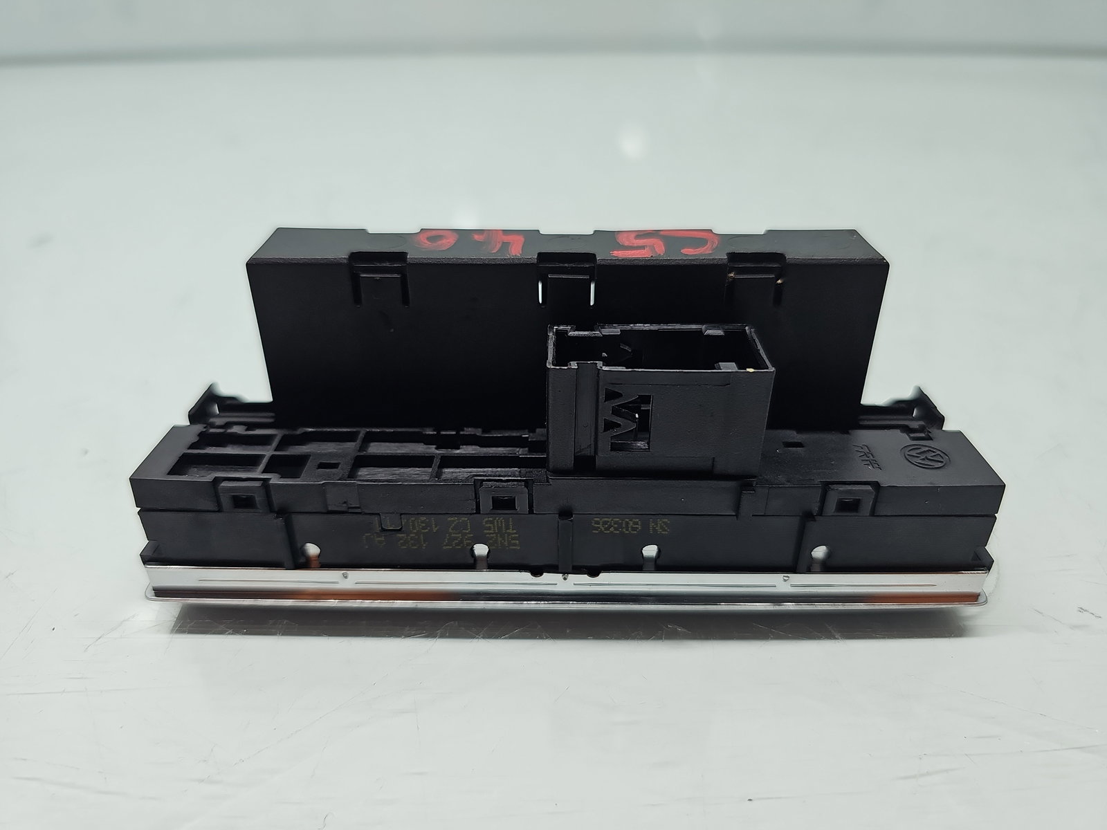 Butoane comenzi consola centrala Volkswagen Tiguan (5N) [Fabr 2007-2016] 5N2927132AJ - imagine 3