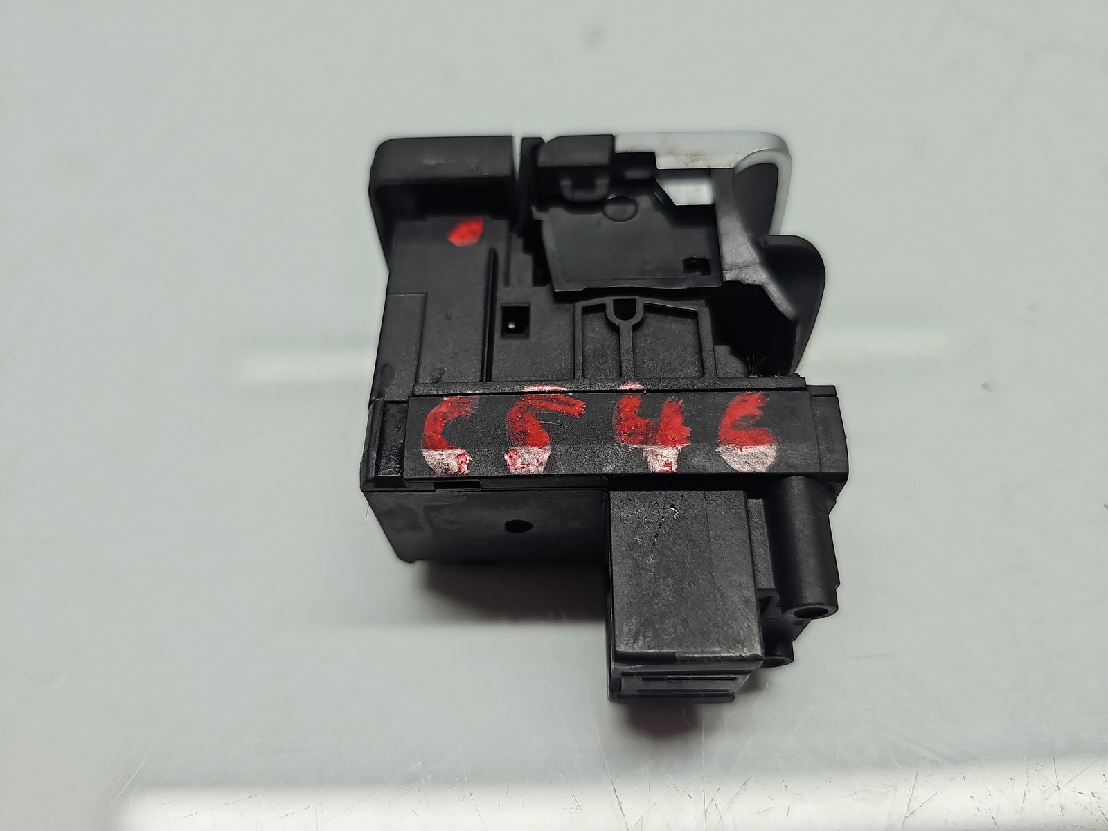 Buton frana de mana Volkswagen Golf 7 (5G) [Fabr 2014-prezent] 5G0927225D - imagine 2