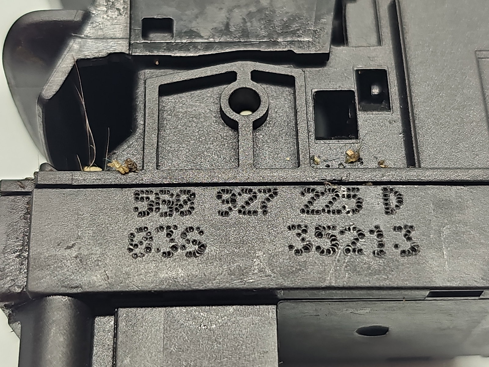 Buton frana de mana Volkswagen Golf 7 (5G) [Fabr 2014-prezent] 5G0927225D - imagine 4