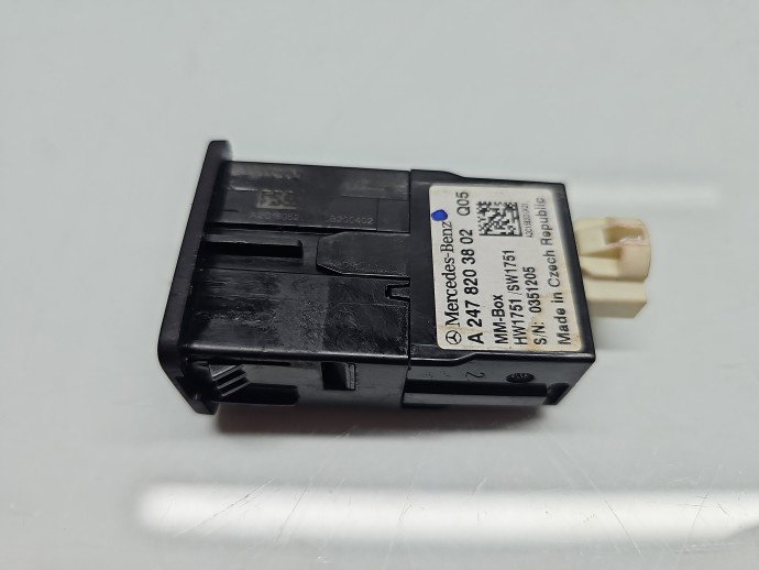 Conector auxiliar USB Mercedes Clasa A (W177) [Fabr 2019-2024] A2478203802
