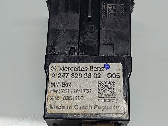 Conector auxiliar USB Mercedes Clasa A (W177) [Fabr 2019-2024] A2478203802