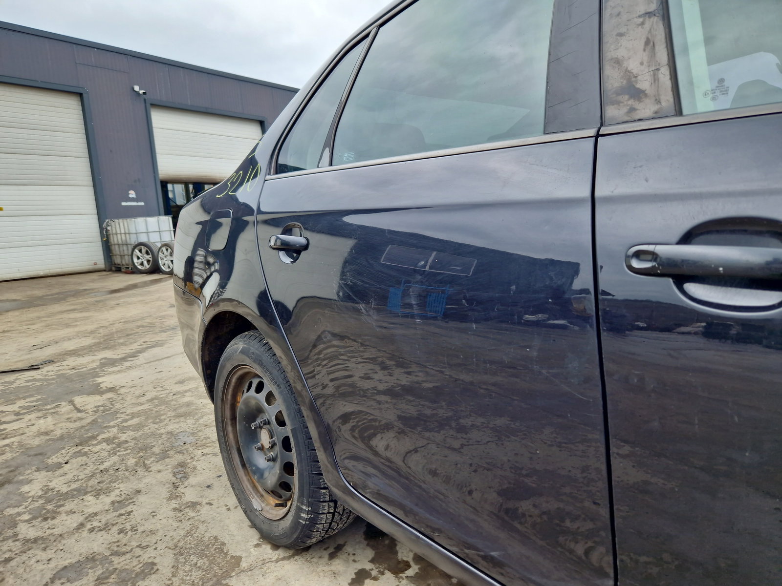 Aripa dreapta spate Volkswagen Jetta 3 (1K2) [Fabr 2005-2010] Berlina LC9X - imagine 3