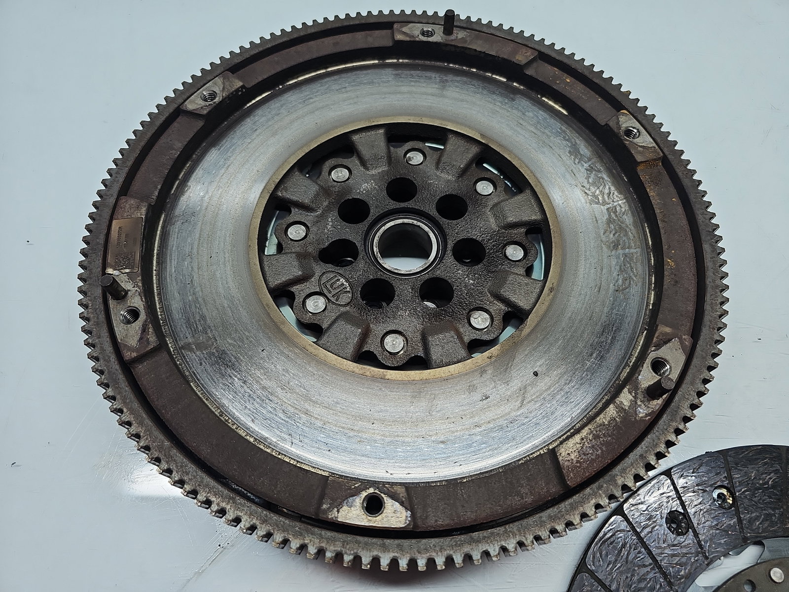 Kit ambreiaj volanta masa dubla Mercedes Clasa A (W176) [Fabr 2012-2018] 1.5 CDI 607951 OEM 80KW / 109CP - imagine 2