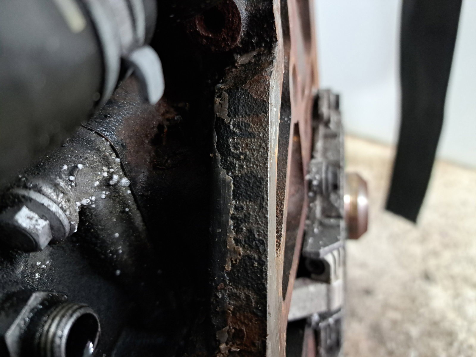 Motor complet ambielat Volkswagen Passat B6 (3C2) [Fabr 2005-2010] CBAB 2.0 TDI CBAB 103KW / 140CP - imagine 2