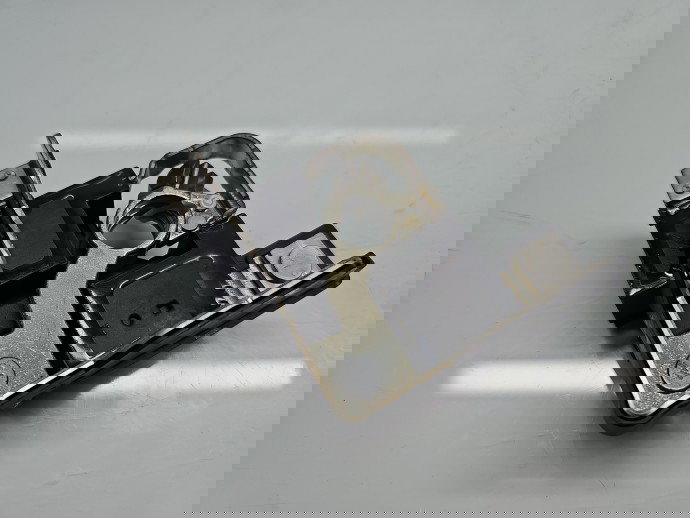 Borna baterie (+) cu capsa Mercedes Clasa A (W176) [Fabr 2012-2018] A2469069600