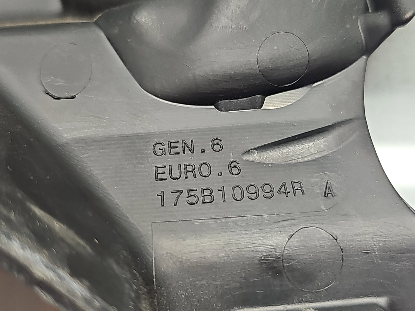 Capac motor Mercedes Clasa A (W176) [Fabr 2012-2018] 175B10994R 1.5 CDI 607951 80KW / 109CP - imagine 3