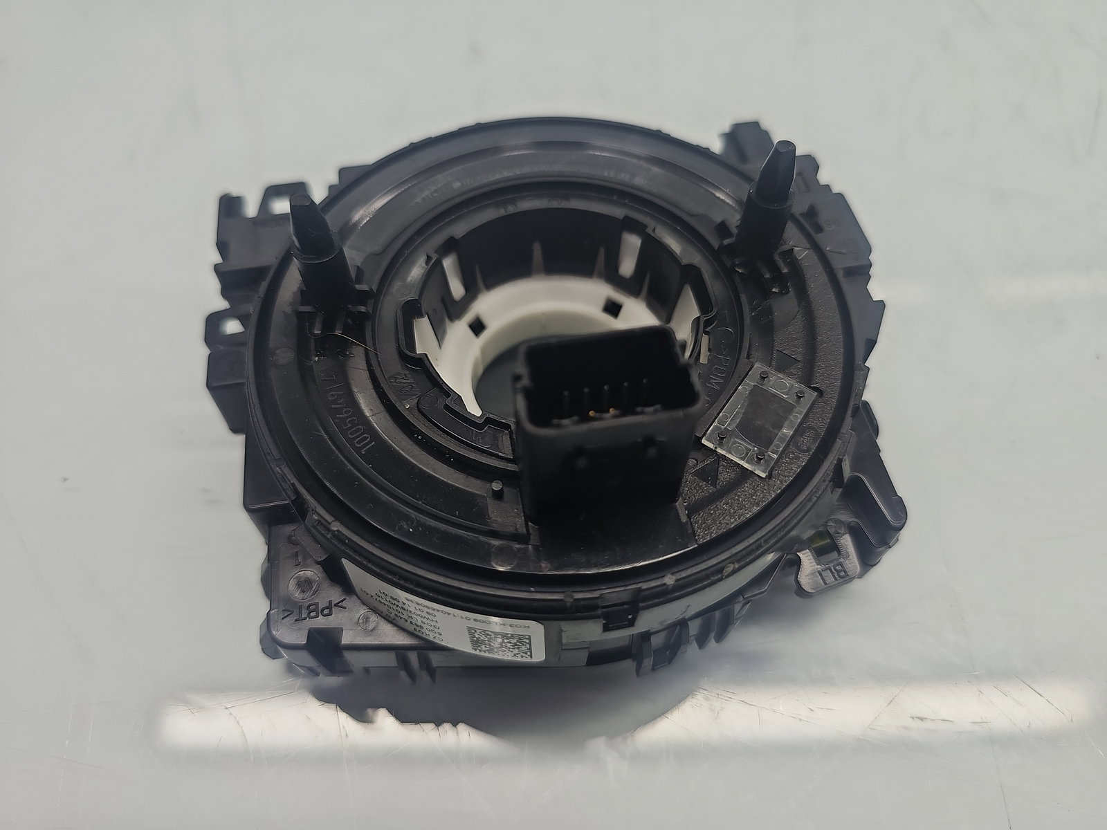 Spirala volan Volkswagen Golf 7 (5G) [Fabr 2014-prezent] 5Q0953549C - imagine 2