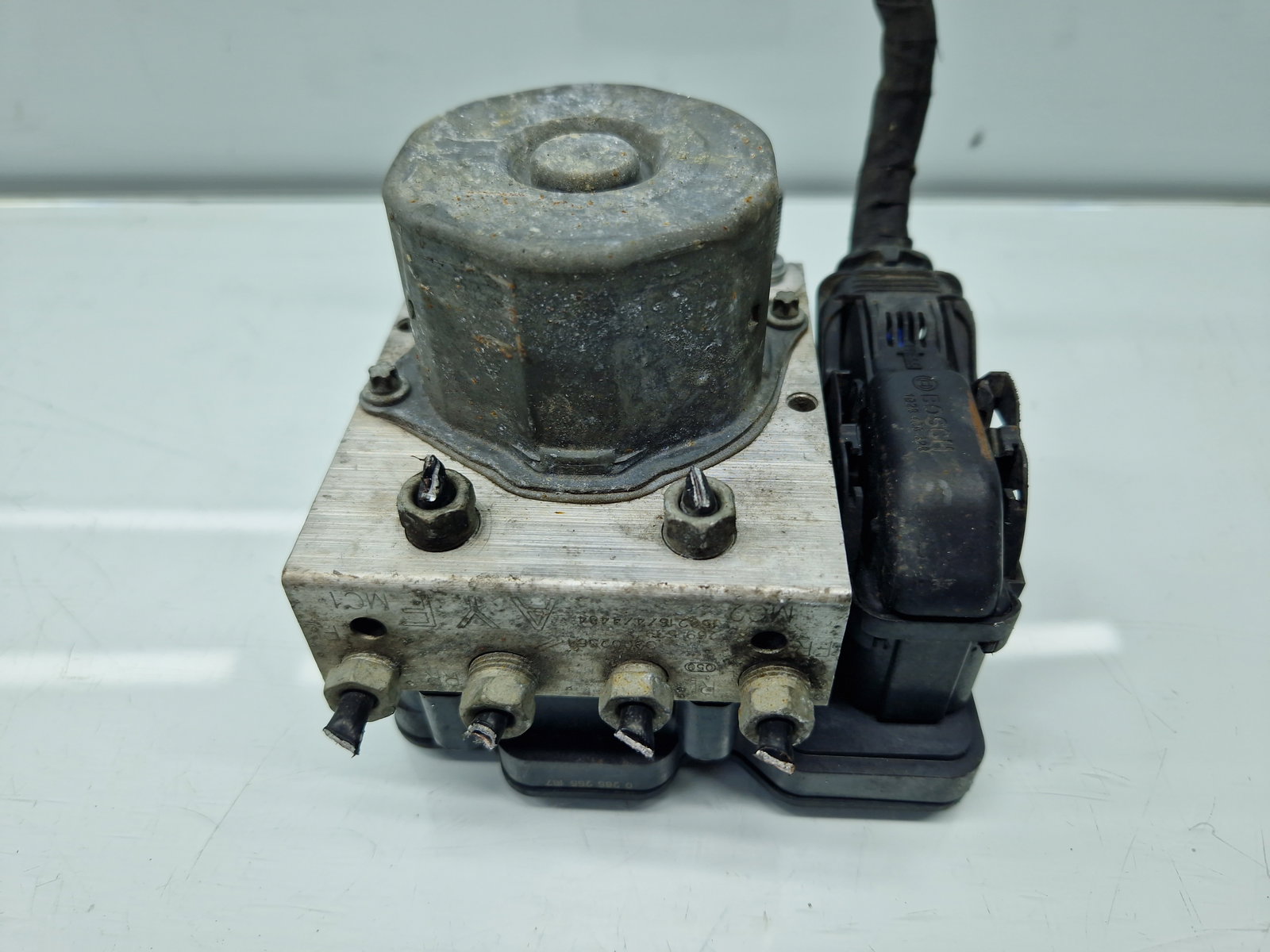 Pompa ABS Opel Corsa E [Fabr 2014-prezent] 39002554 1.4 Benz B14XEL 66KW / 90CP