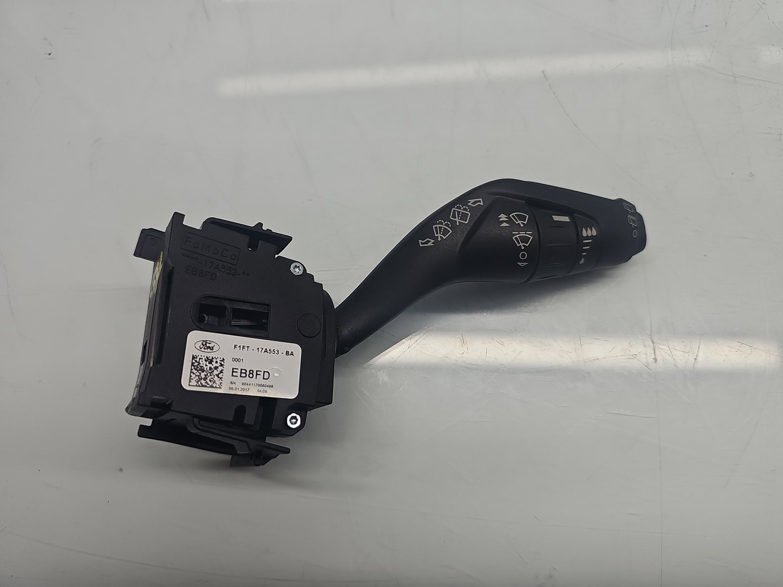 Maneta stergator Ford Kuga II [Fabr 2012-prezent] F1FT-17A553-BA - imagine 1