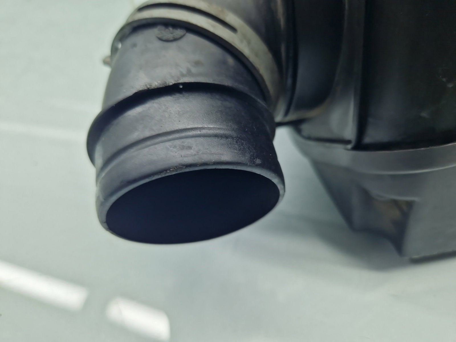 Carcasa filtru aer Volkswagen Jetta 3 (1K2) [Fabr 2005-2010] 1K0129607 1.6 Benz BSE 75KW / 102CP - imagine 3