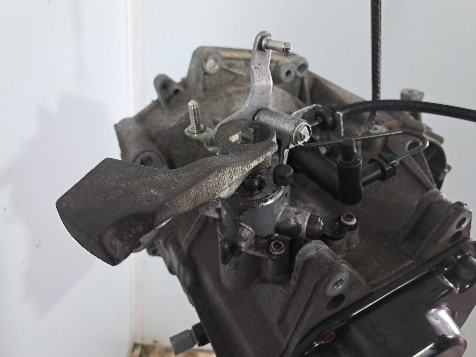 Cutie viteze manuala 5 trepte Volkswagen Jetta 3 (1K2) [Fabr 2005-2010] 1.6 Benz BSE JHT 75KW / 102CP - imagine 3