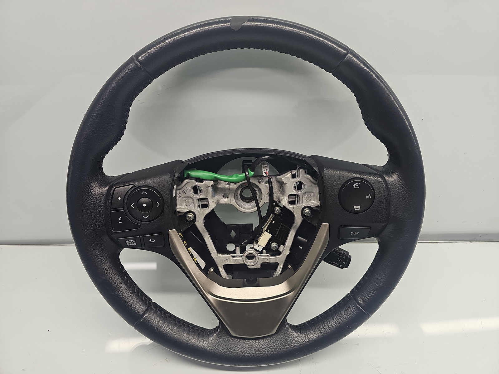 Volan Toyota Rav 4 IV (ZSA4, ALA4) [Fabr 2013-2018] OEM - imagine 1