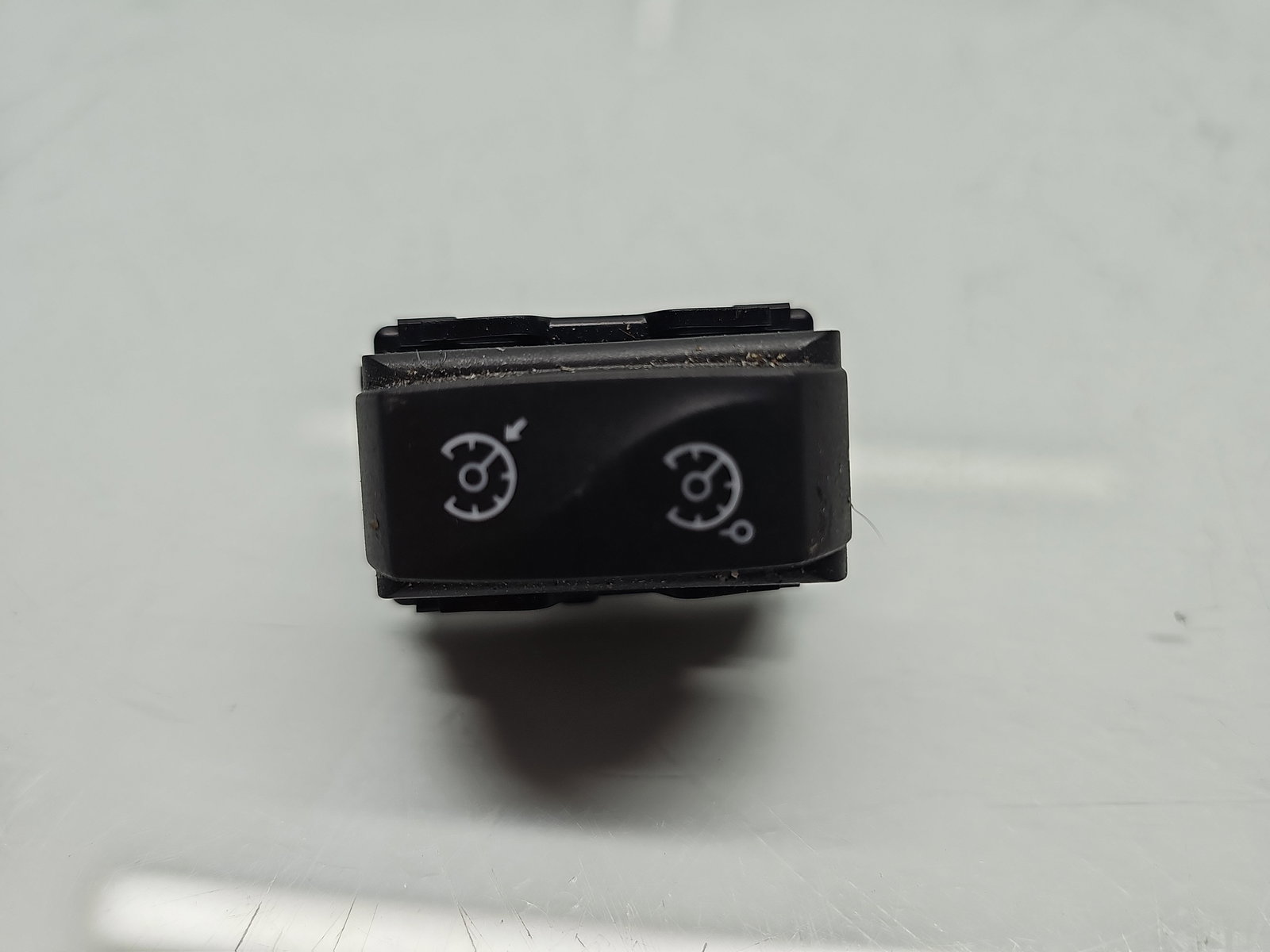 Buton tempomat Renault Clio 4 [Fabr 2012-2020] 255502964R - imagine 1