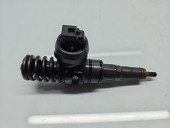 Injector Volkswagen Golf 5 (1K1) [Fabr 2004-2008]  2.0 TDI BMM 103KW / 140CP
