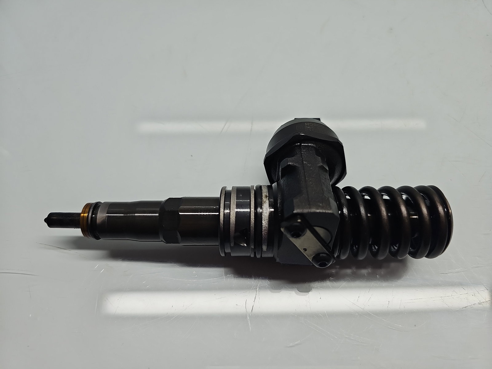 Injector Volkswagen Golf 5 (1K1) [Fabr 2004-2008] 2.0 TDI BMM 103KW / 140CP