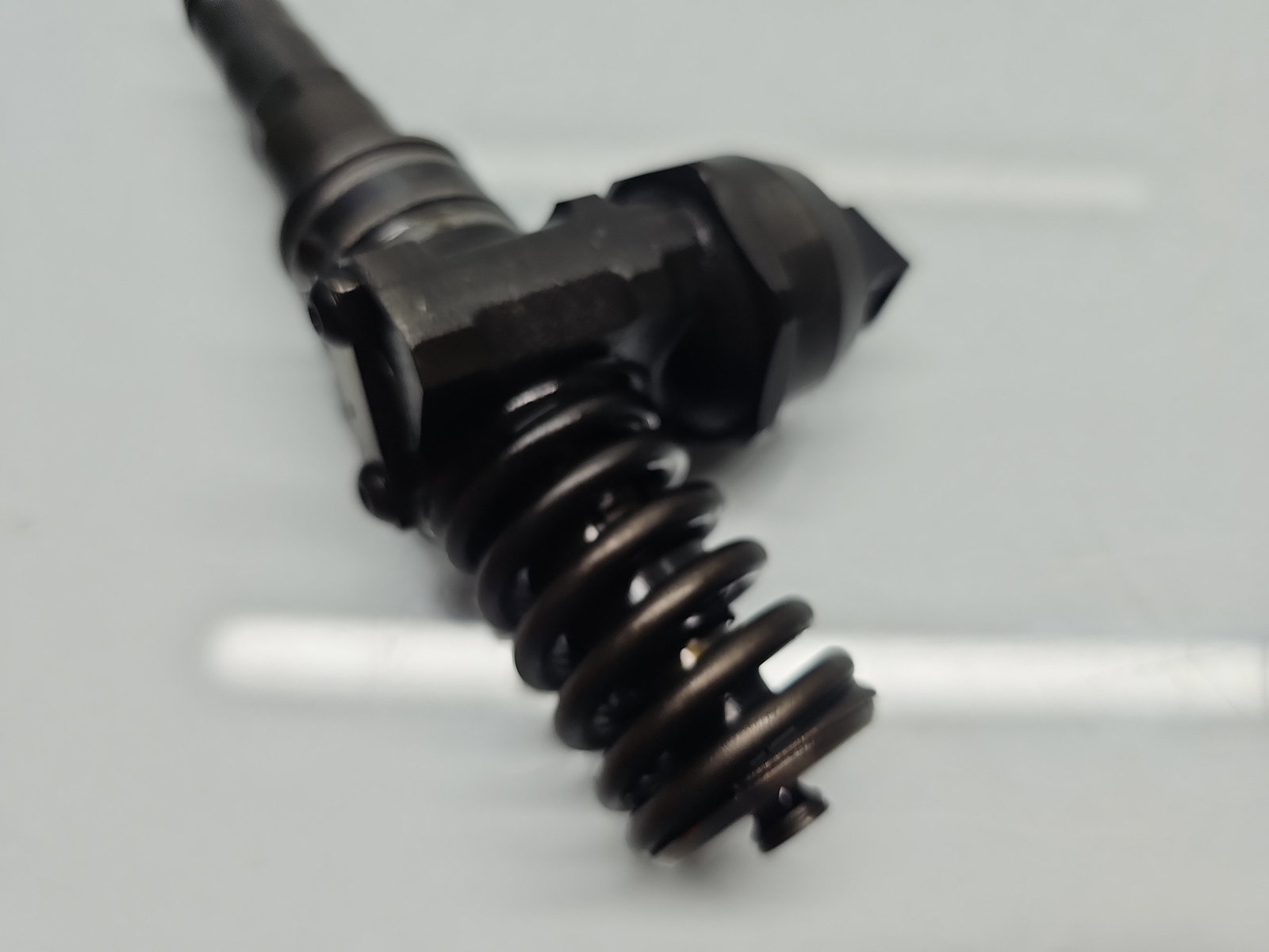 Injector Volkswagen Golf 5 (1K1) [Fabr 2004-2008] 2.0 TDI BMM 103KW / 140CP - imagine 3