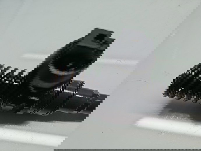 Injector Volkswagen Golf 5 (1K1) [Fabr 2004-2008]  2.0 TDI BMM 103KW / 140CP