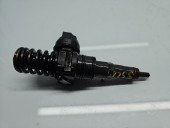 Injector Volkswagen Golf 5 (1K1) [Fabr 2004-2008]  2.0 TDI BMM 103KW / 140CP
