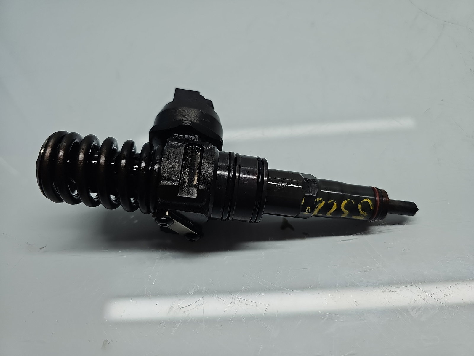 Injector Volkswagen Golf 5 (1K1) [Fabr 2004-2008] 2.0 TDI BMM 103KW / 140CP - imagine 4