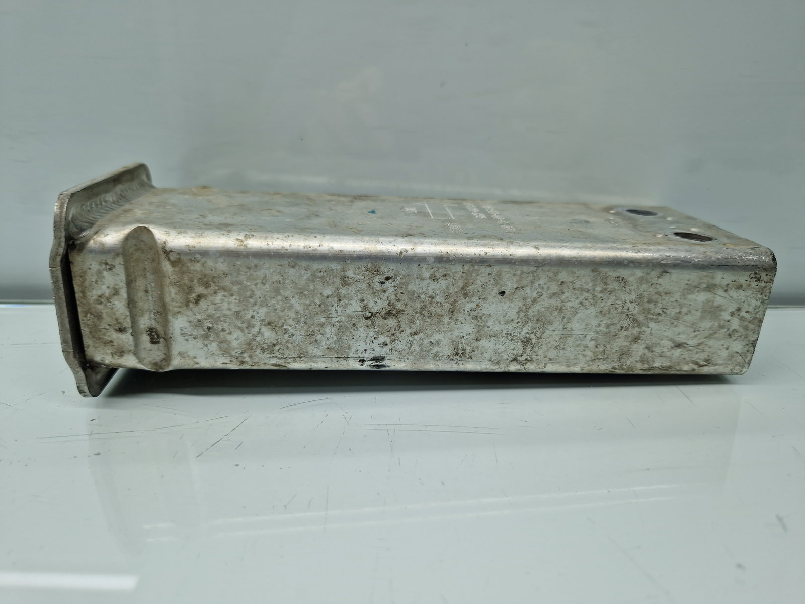 Cap lonjeron dreapta TESLA Model 3 [Fabr 2020-2025] 1109193-00-C - imagine 2