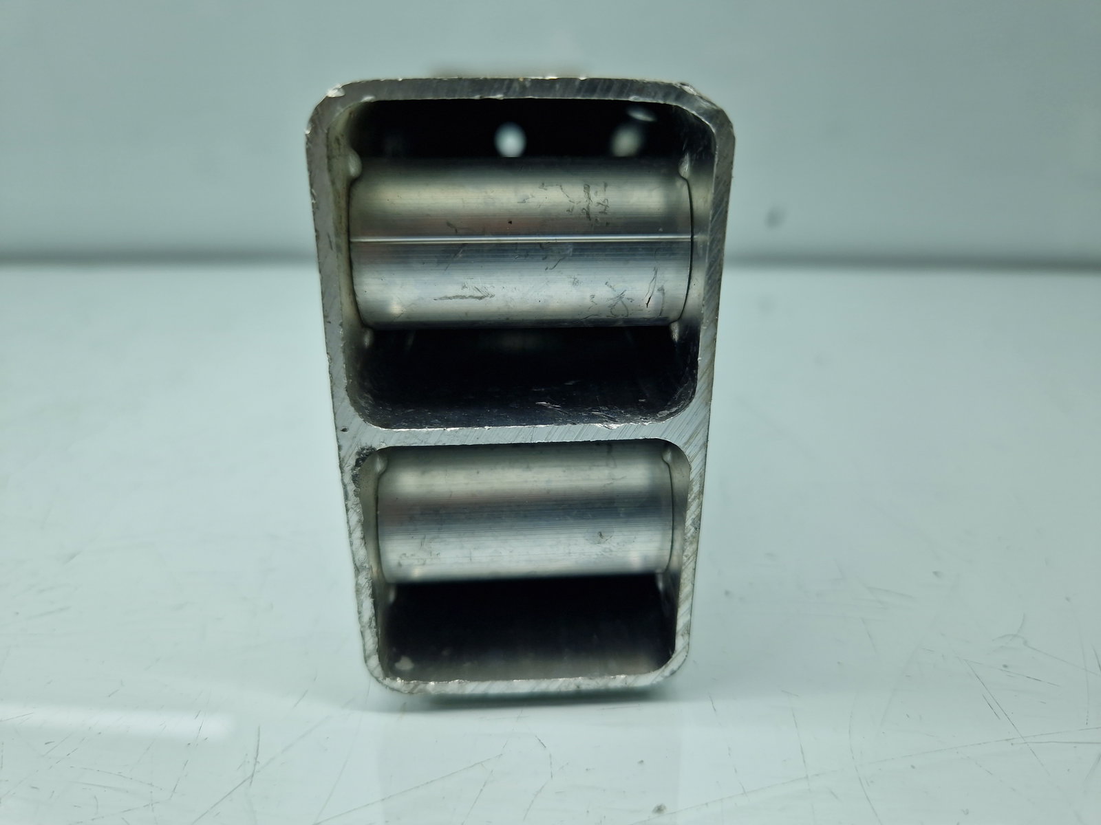 Cap lonjeron dreapta TESLA Model 3 [Fabr 2020-2025] 1109193-00-C - imagine 5