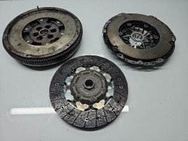 Kit ambreiaj volanta masa dubla Volkswagen Golf 5 (1K1) [Fabr 2004-2008] 2.0 TDI BMM OEM 103KW / 140CP