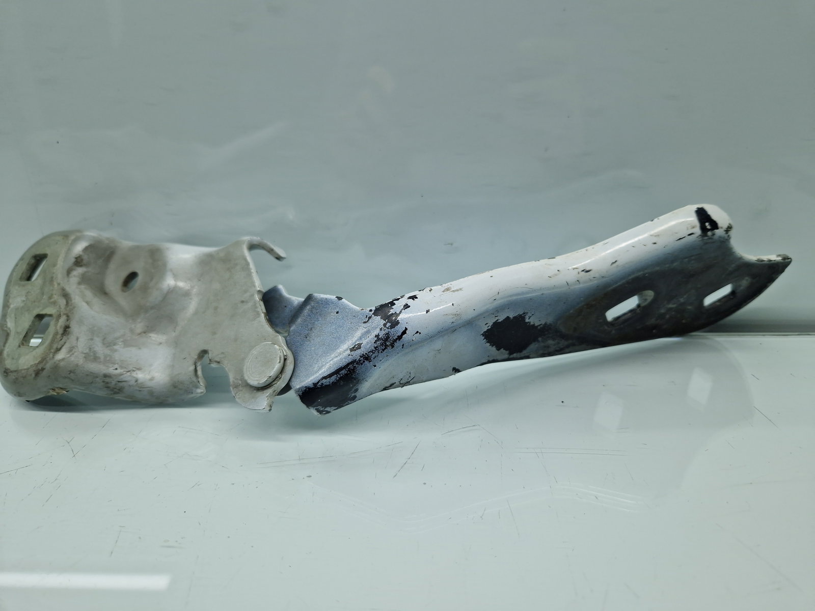 Set balamale capota TESLA Model 3 [Fabr 2020-2025] 109879200,109879300 - imagine 4