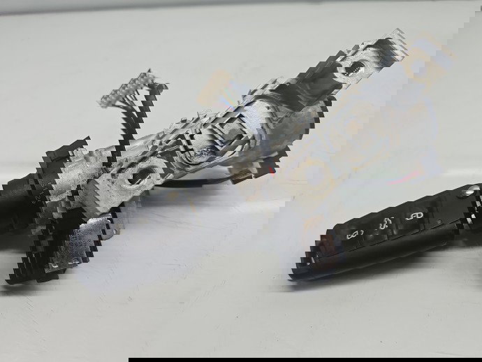 Contact cu cheie Volkswagen Golf 7 (5G) [Fabr 2014-prezent] 1K0905851B 1.6 TDI CLHA 77KW / 105CP