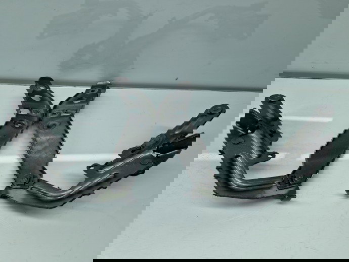 Set balamale capota Mercedes Clasa A (W177) [Fabr 2019-2024] A1778801200,A1778801100