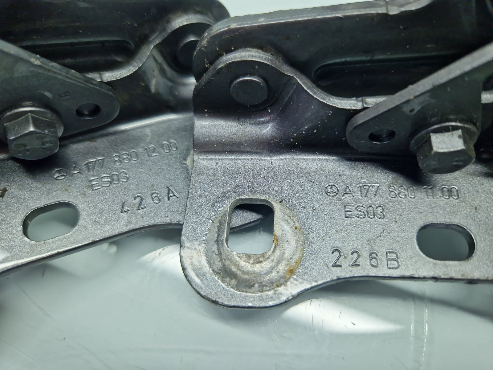 Set balamale capota Mercedes Clasa A (W177) [Fabr 2019-2024] A1778801200,A1778801100 - imagine 5