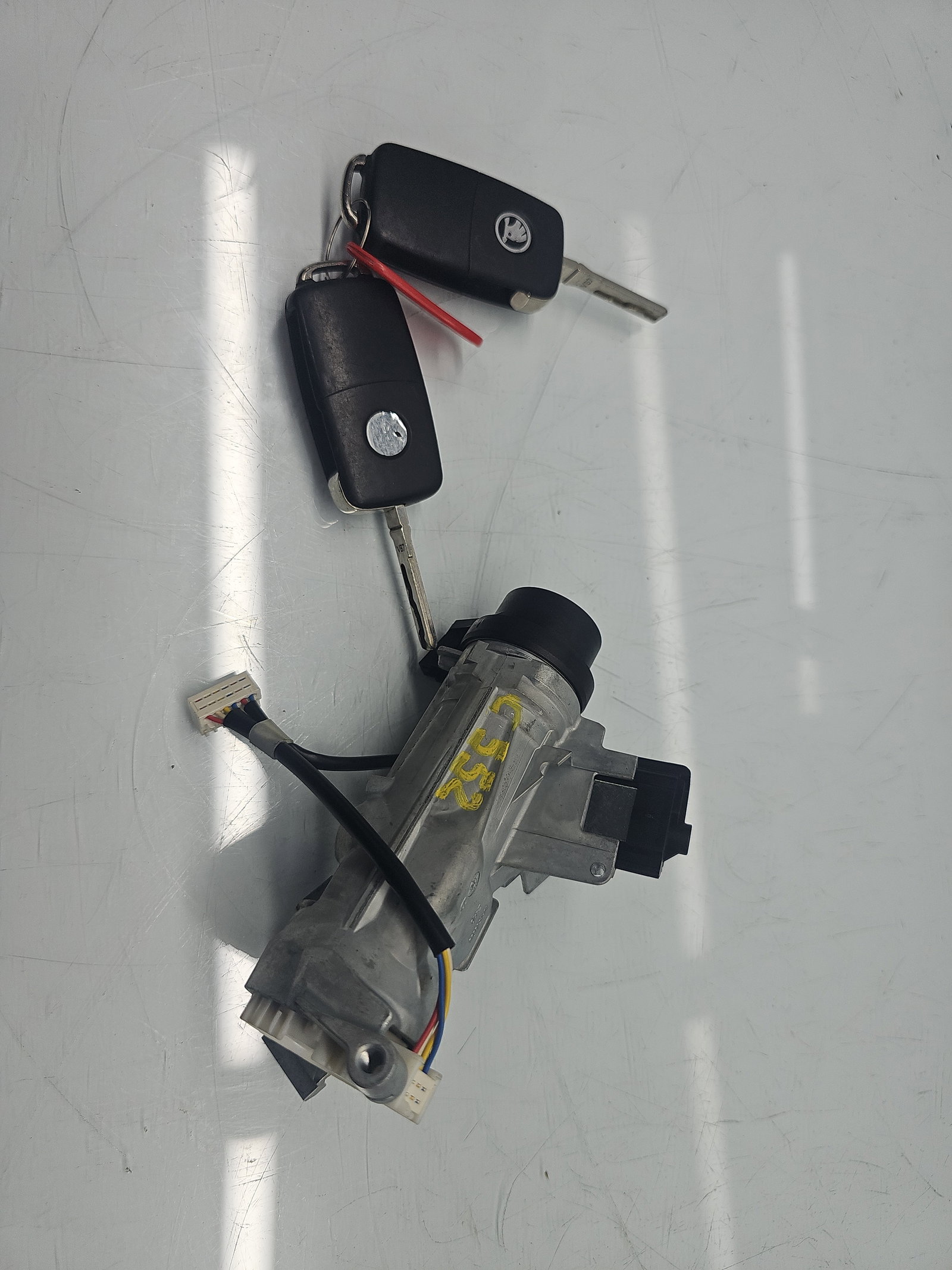 Contact cu cheie Skoda Superb II (3T5) [Fabr 2009-2015] 1K0905851 2.0 TDI CFGB 125KW / 170CP - imagine 1