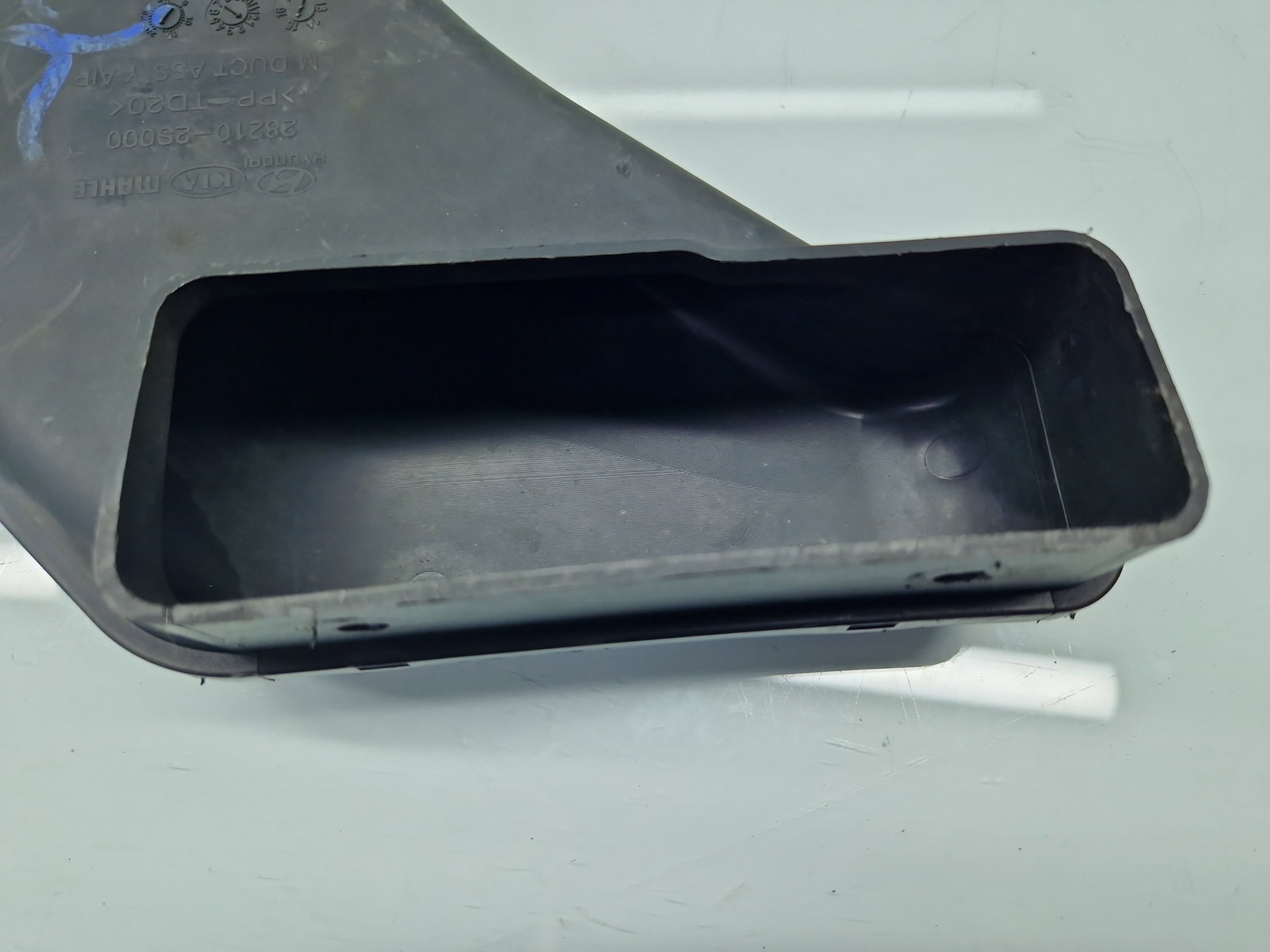 Deflector aer Hyundai ix35 (LM) [Fabr 2010-2017] 28210-2S000 - imagine 3