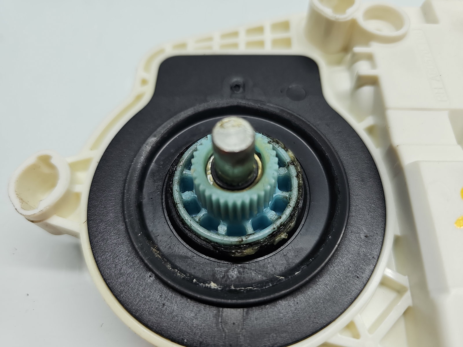 Motoras geam stanga spate Skoda Superb II (3T5) [Fabr 2009-2015] Break Facelift 8K0959811A - imagine 2